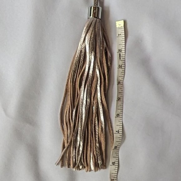 9" silver leather tassle EUC - Picture 4 of 5